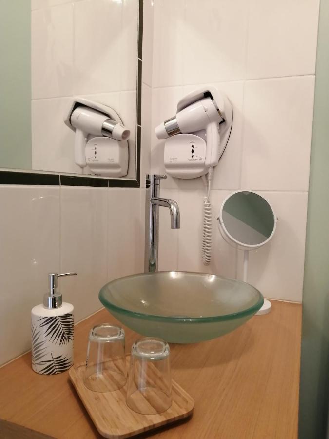 Doué-la-Fontaine Le Chai De La Rose Spa Et Seances Bien Etre מראה חיצוני תמונה