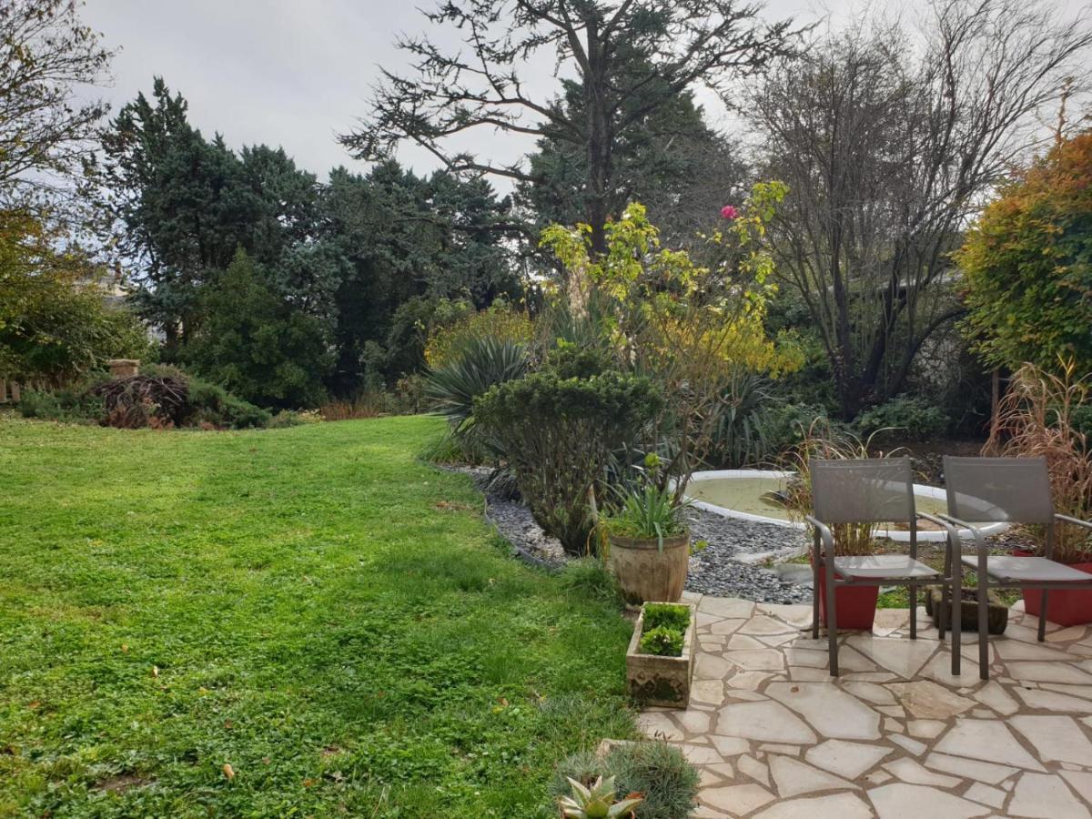 Doué-la-Fontaine Le Chai De La Rose Spa Et Seances Bien Etre מראה חיצוני תמונה