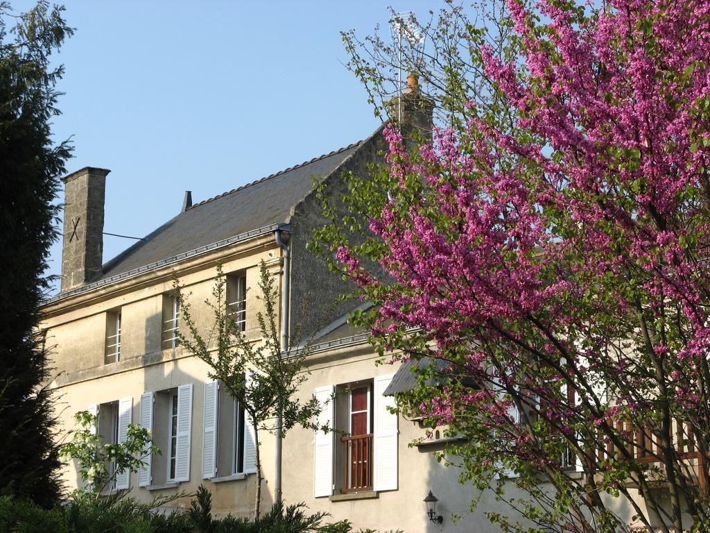 Doué-la-Fontaine Le Chai De La Rose Spa Et Seances Bien Etre מראה חיצוני תמונה