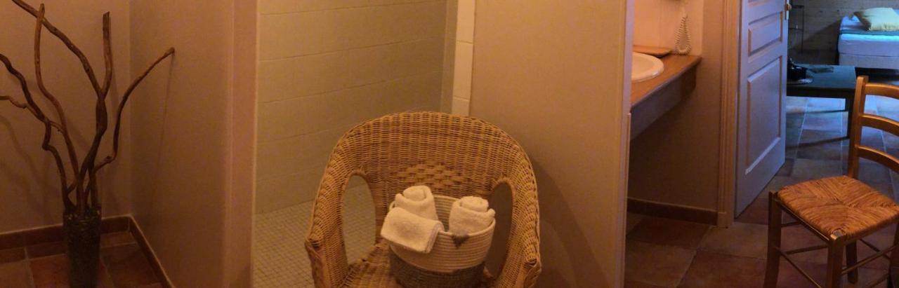 Doué-la-Fontaine Le Chai De La Rose Spa Et Seances Bien Etre מראה חיצוני תמונה